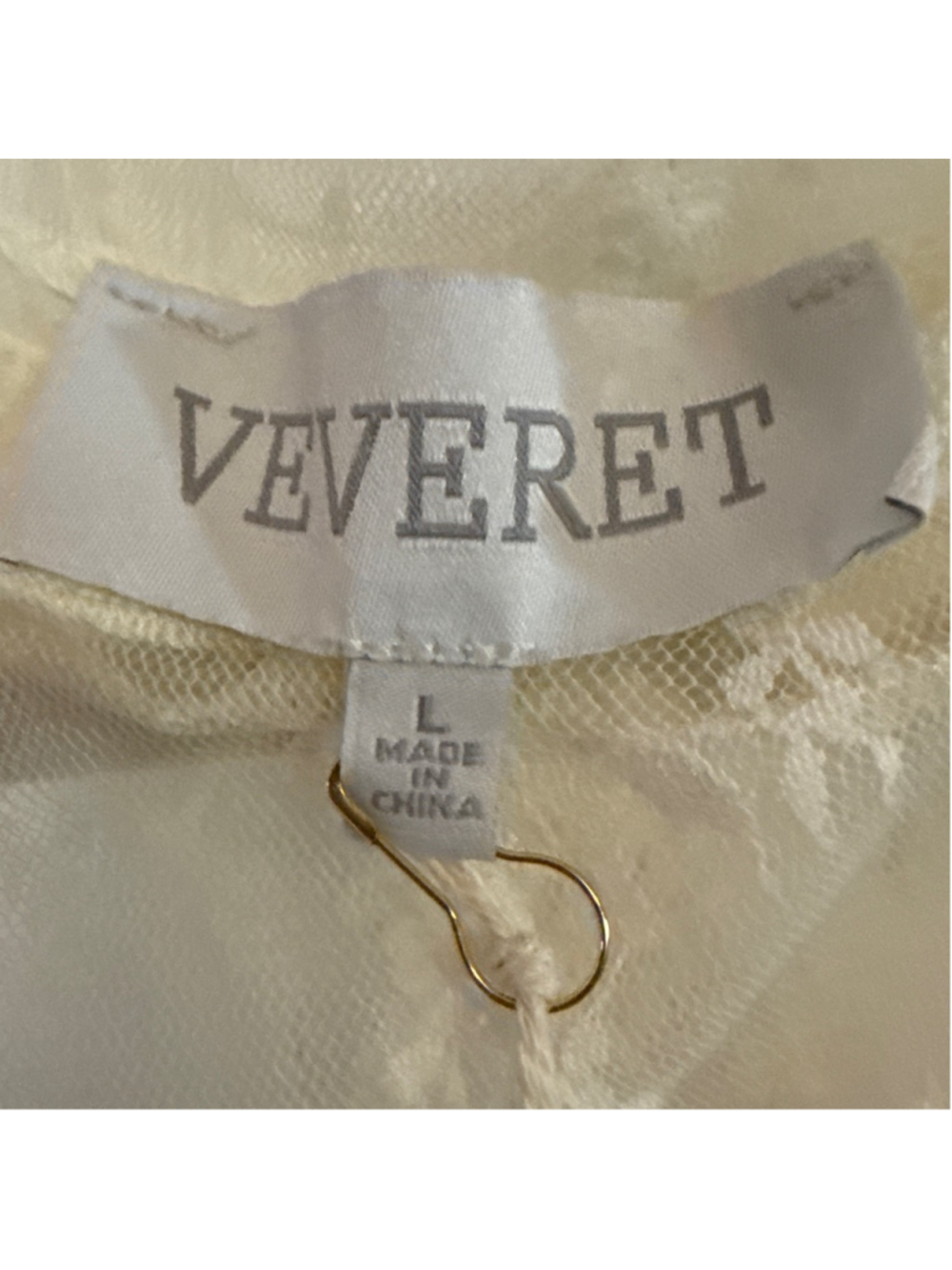 VEVERET Cream Lace Top L - Picture 3 of 3